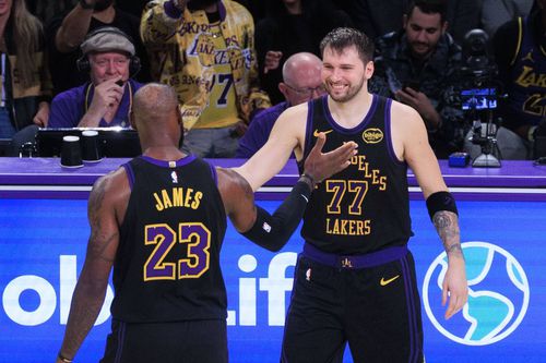 Luka Doncic și LeBron James/Foto: Imago Images