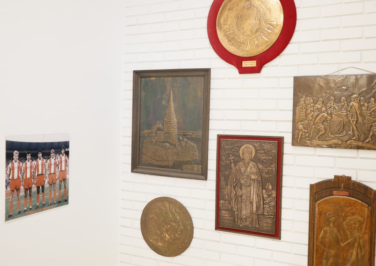 Imagini de la muzeul celor de la Steaua Roșie Belgrad