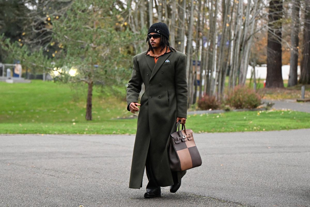 O ironie și o poză cu jucătorul în fustă » MM Stoica, despre gafa serii în Liga Campionilor: „Ai greșit poarta, băiatul meu”