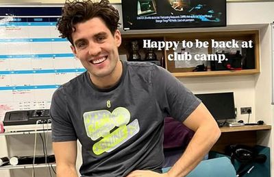 Fotbalistul celebru a postat o fotografie cu el și i-a uimit pe englezi » Nu l-au recunoscut la revenirea după accidentare: „Cine este?”