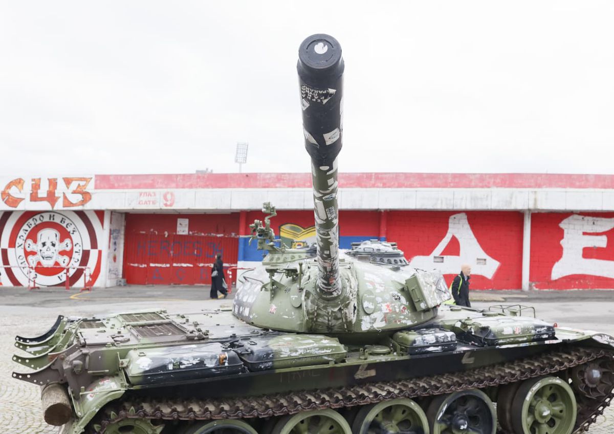 Imagini de la muzeul celor de la Steaua Roșie Belgrad