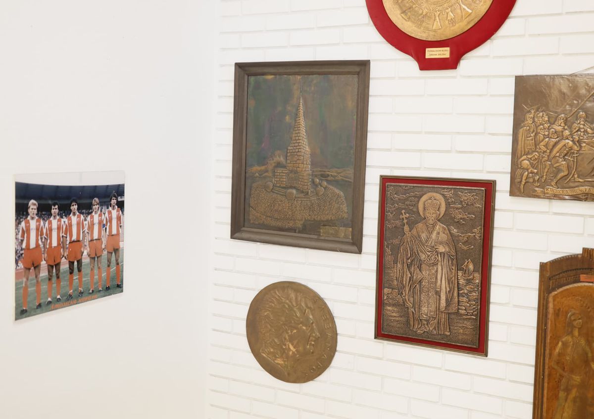 Imagini de la muzeul celor de la Steaua Roșie Belgrad