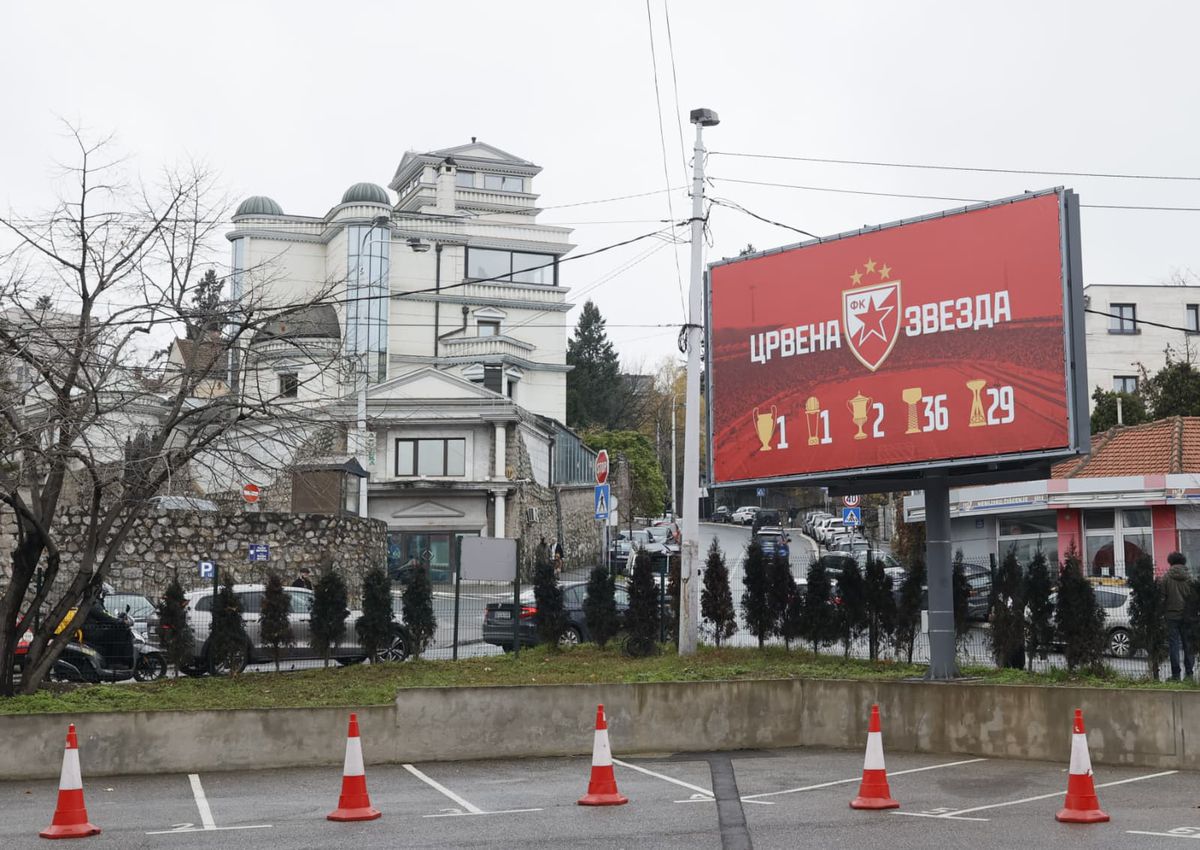 Imagini de la muzeul celor de la Steaua Roșie Belgrad