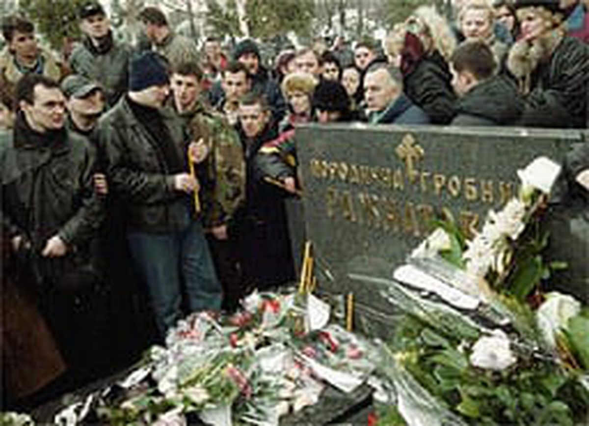 Trecutul din prezent! Palatul impunător al temutului Arkan este fix în fața intrării principale a „Marakanei”: „Vă recomand să nu vă apropiați prea mult!"