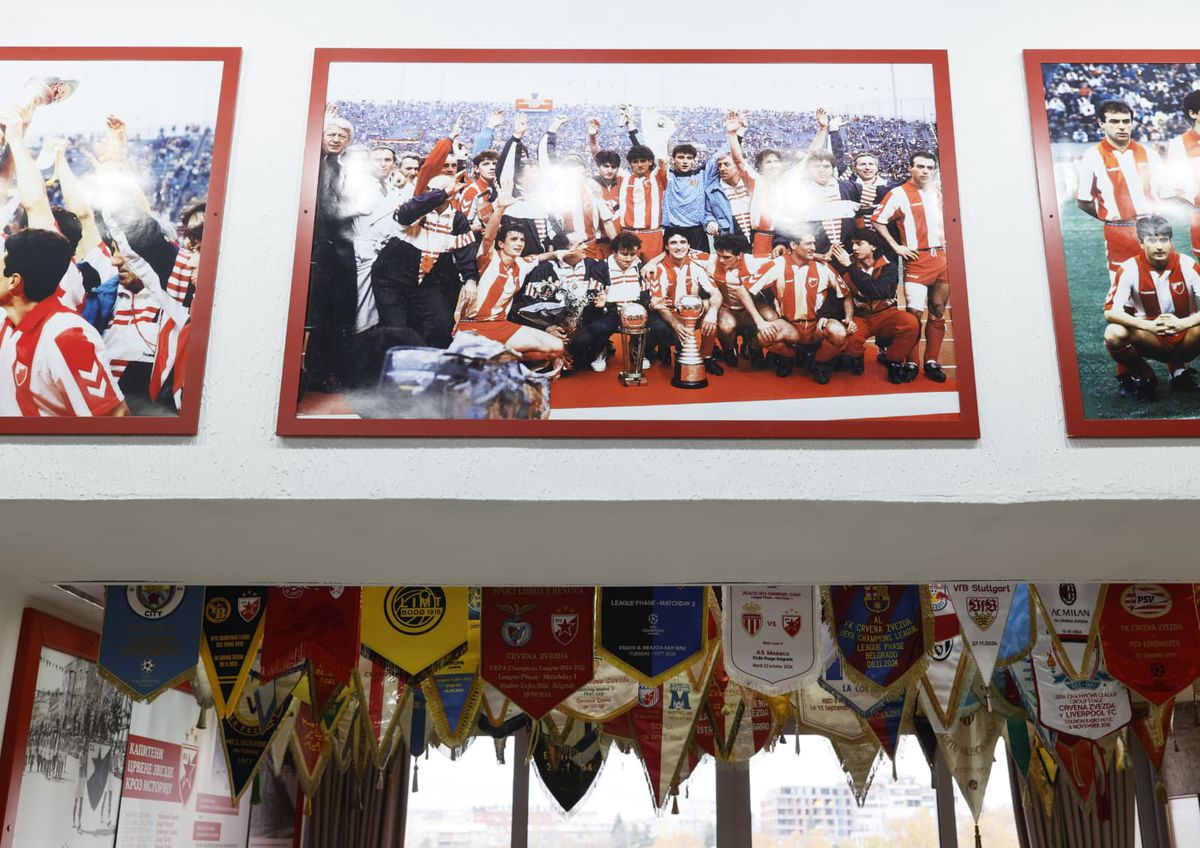 Imagini de la muzeul celor de la Steaua Roșie Belgrad