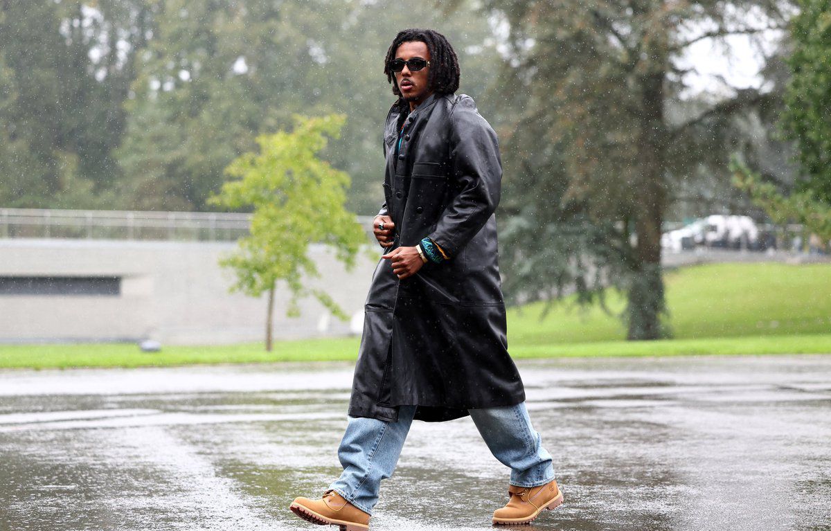 O ironie și o poză cu jucătorul în fustă » MM Stoica, despre gafa serii în Liga Campionilor: „Ai greșit poarta, băiatul meu”