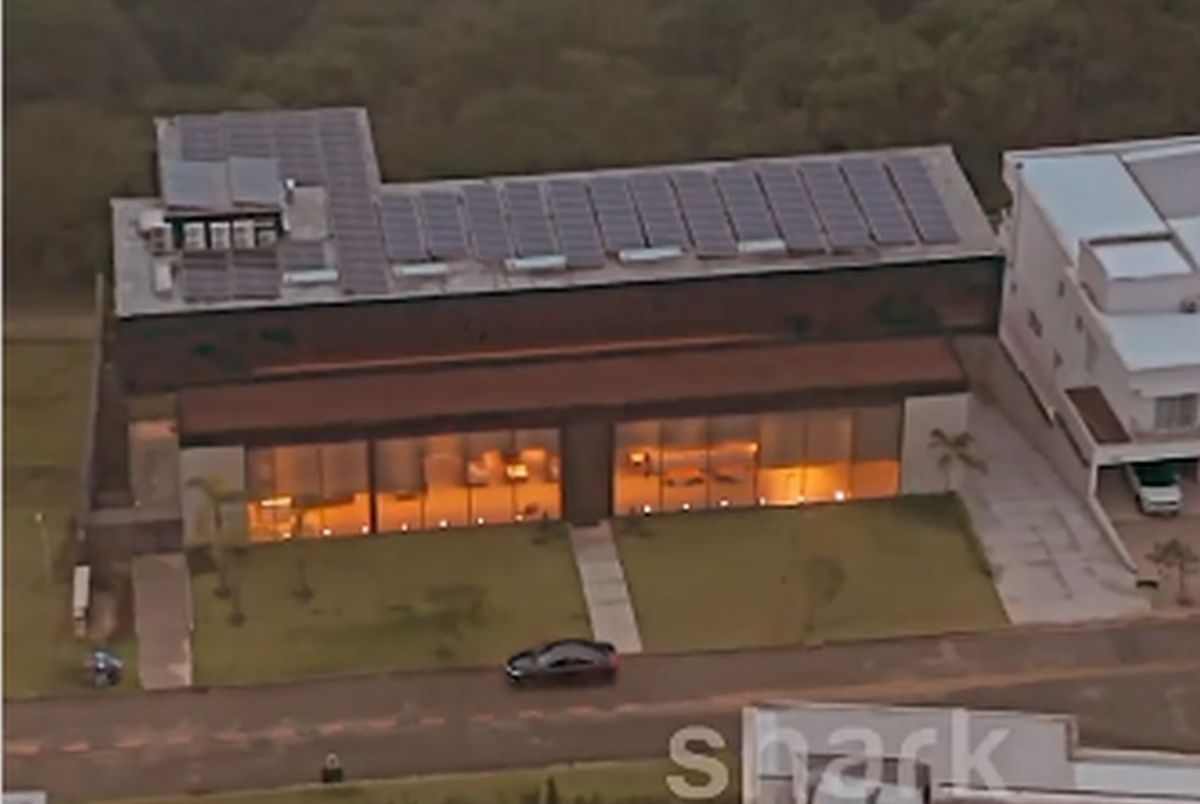 Neymar a plătit aproape 3 milioane de euro pe noua lui reședință din afara Franței