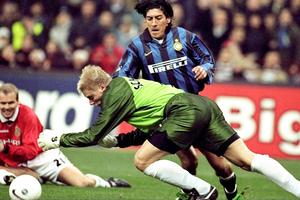 Legendarul Ivan Zamorano a vorbit despre Cristi Chivu: „Are stil și caracter. Poate deschide un ciclu la Inter!”