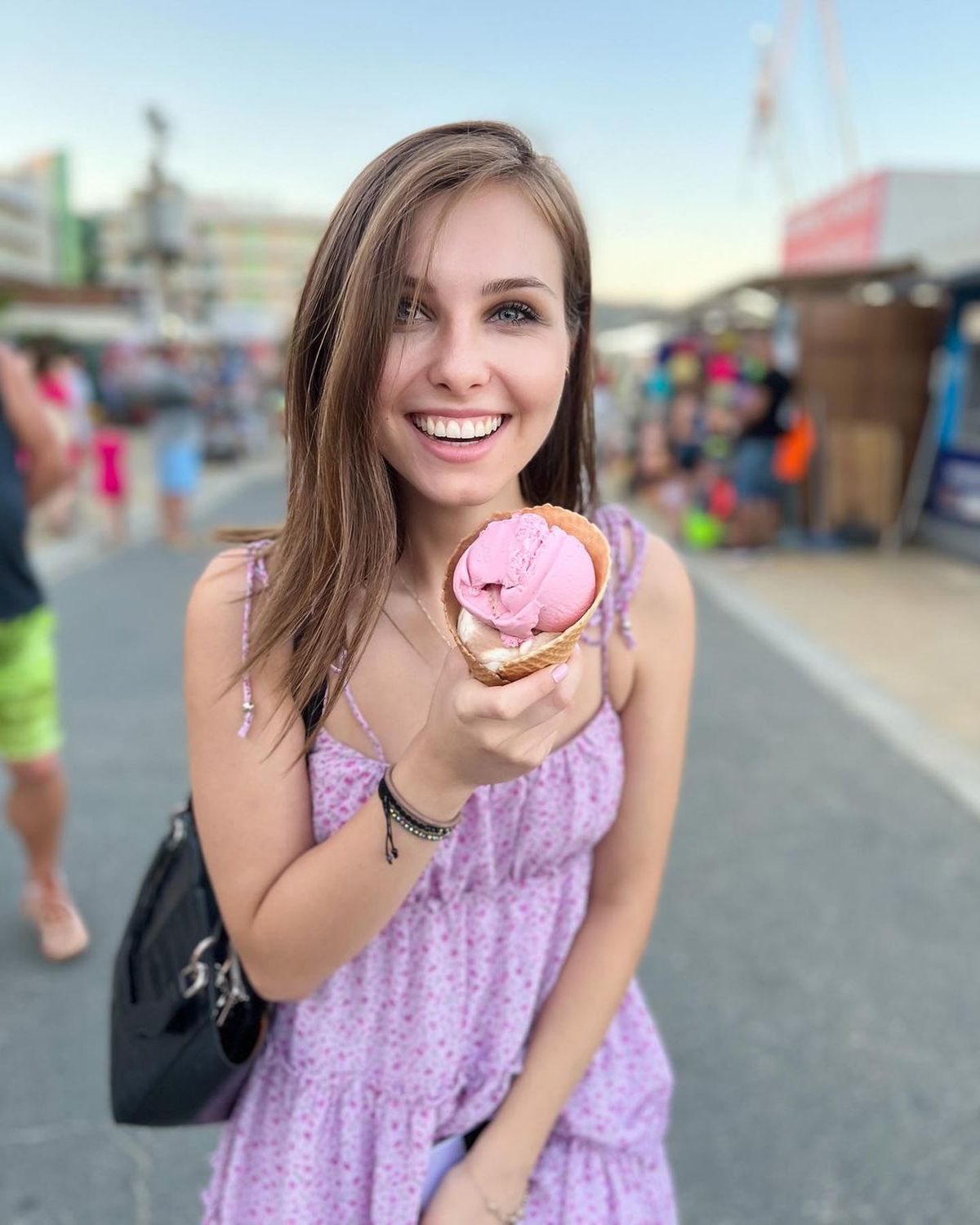 Imagini FABULOASE cu Gică Hagi de la cununia lui Ianis. „Regele” a cântat o piesă celebră a celor de la Vaya Con Dios