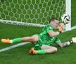 Ce avea scris Jordan Pickford pe sticla de apă în partida cu Manchester City