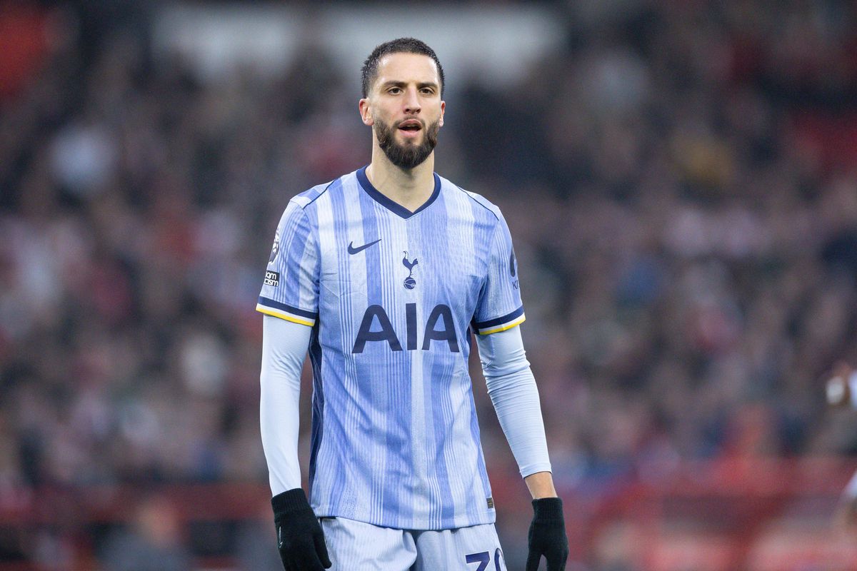 Nottingham Forest - Tottenham 1-0, în imagini. Radu Drăgușin a fost titular de Boxing Day // 26.12.2024