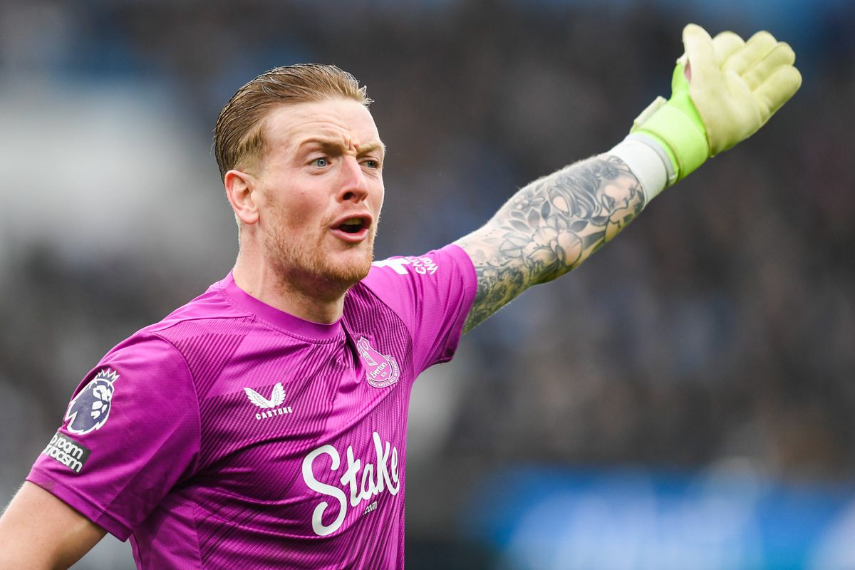 Uluitor! Ce avea scris Jordan Pickford pe sticla de apă, înainte să pareze penalty-ul lui Erling Haaland