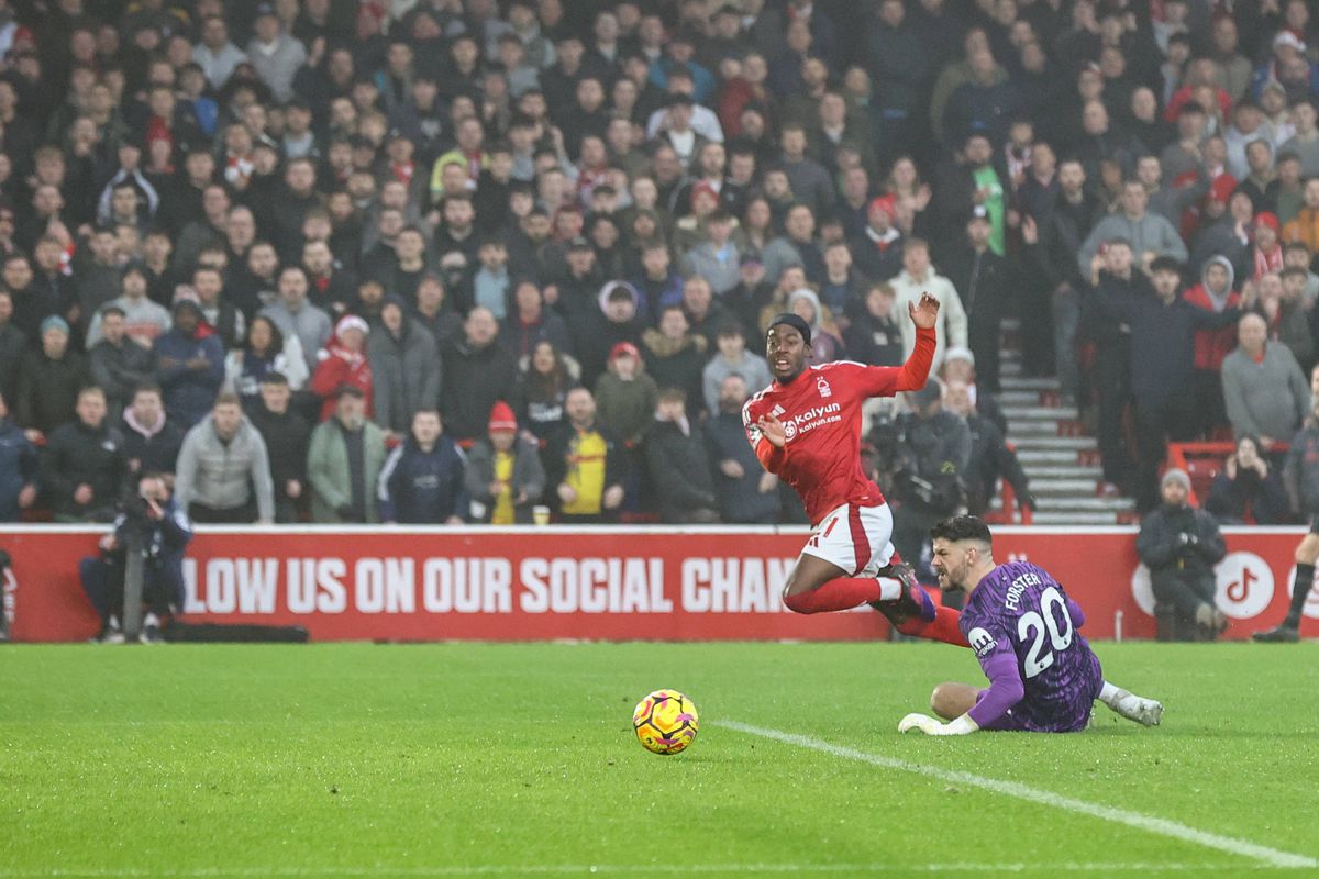 Nottingham Forest - Tottenham 1-0, în imagini. Radu Drăgușin a fost titular de Boxing Day // 26.12.2024