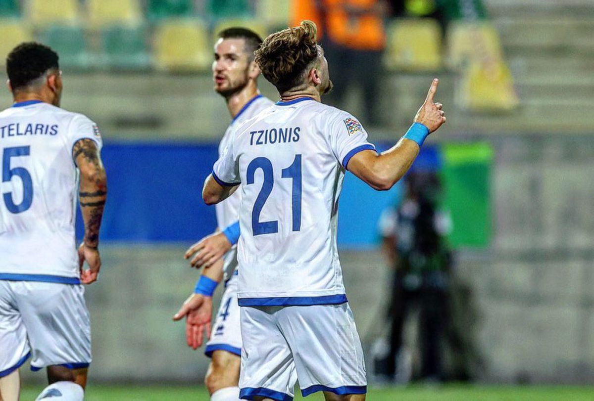 Marinos Tzionis - carieră - UTA, Kansas - MLS, Cipru