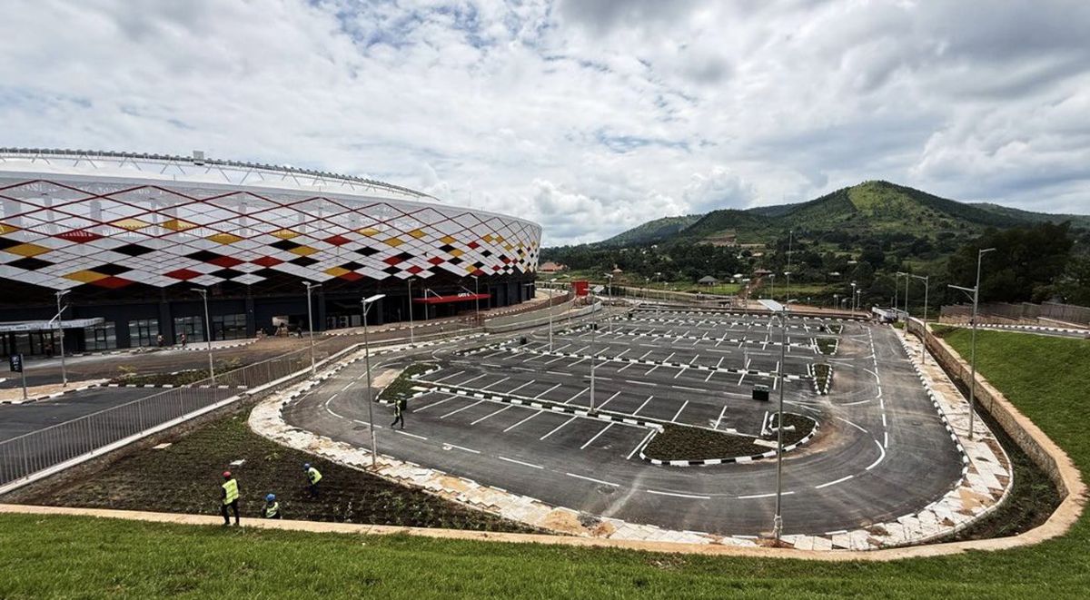 Cum arată un stadion de 130 milioane de dolari abia inaugurat în Uganda