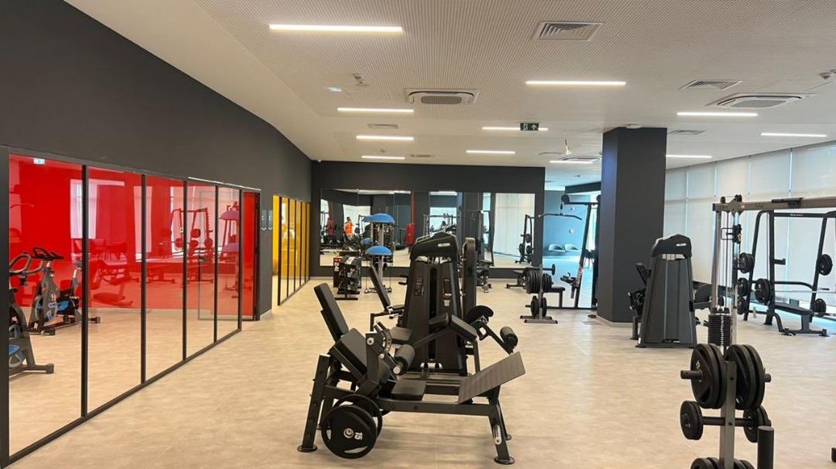 Cum arată un stadion de 130 milioane de dolari abia inaugurat în Uganda