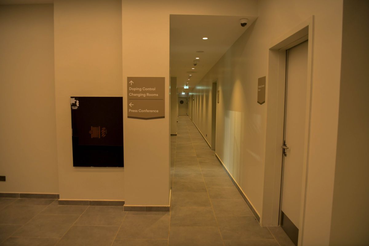 Cum arată un stadion de 130 milioane de dolari abia inaugurat în Uganda