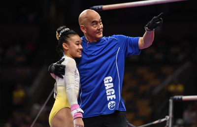 Doi cunoscuți antrenori americani, suspendați pentru „conduită necorespunzătoare”