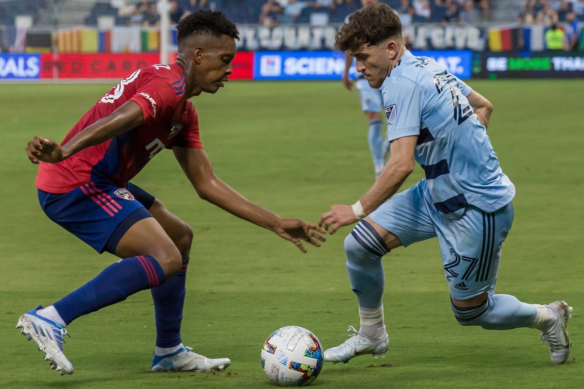 Marinos Tzionis - carieră - UTA, Kansas - MLS, Cipru