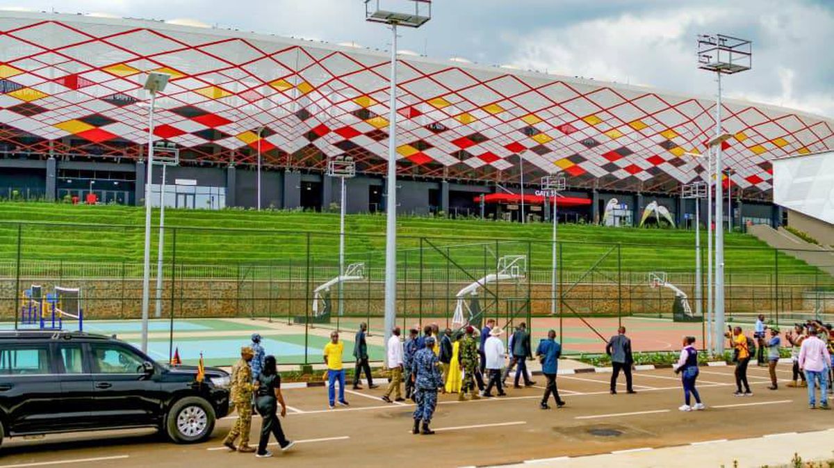 Cum arată un stadion de 130 milioane de dolari abia inaugurat în Uganda