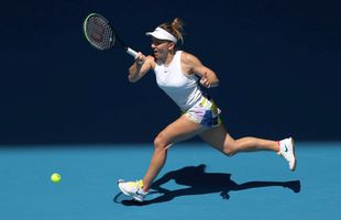 SIMONA HALEP - ELISE MERTENS 6-4, 6-4 // VIDEO Halep a reușit lovitura zilei la Australian Open! Locul 2 e ocupat de un schimb epuizant din același meci