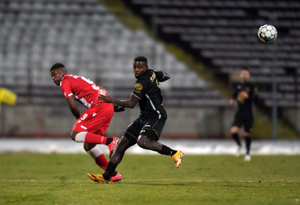 Note GSP după Dinamo - Gaz Metan 2-1 » „Centralul” și un „câine roșu”, cei mai slabi de pe teren!