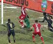 FOTO. Greșeală mare de arbitraj în Dinamo - Gaz Metan! Ion Crăciunescu: „Golul trebuia anulat!”