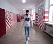 Elevul Dima dintr-a 10-a » Povestea unuia dintre cei mai tineri debutanţi din Liga 1: „Cu şcoala merge bine”