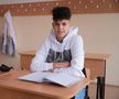 Elevul Dima dintr-a 10-a » Povestea unuia dintre cei mai tineri debutanţi din Liga 1: „Cu şcoala merge bine”
