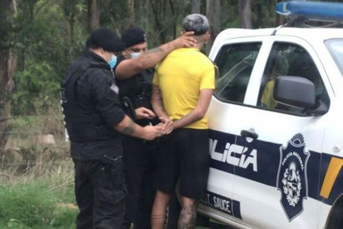 Uruguayanul Nicolas Schiappacasse (23 de ani), coleg cu Vlad Chiricheș la Sassuolo, a fost arestat pentru port ilegal de armă // foto: EL PAÍS