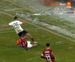 Greșeală imensă de arbitraj în U Cluj - Rapid » Verdictul specialistului: „Una dintre cele mai clare lovituri de la 11 metri. Ori sunt prieteni, ori...”