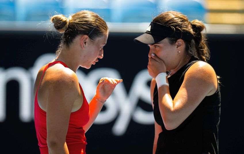 Perechea Gabriela Ruse (25 de ani, locul 89 WTA la dublu) / Marta Kostyuk (20 de ani, locul 38 WTA la dublu) s-a oprit în semifinale la Australian Open