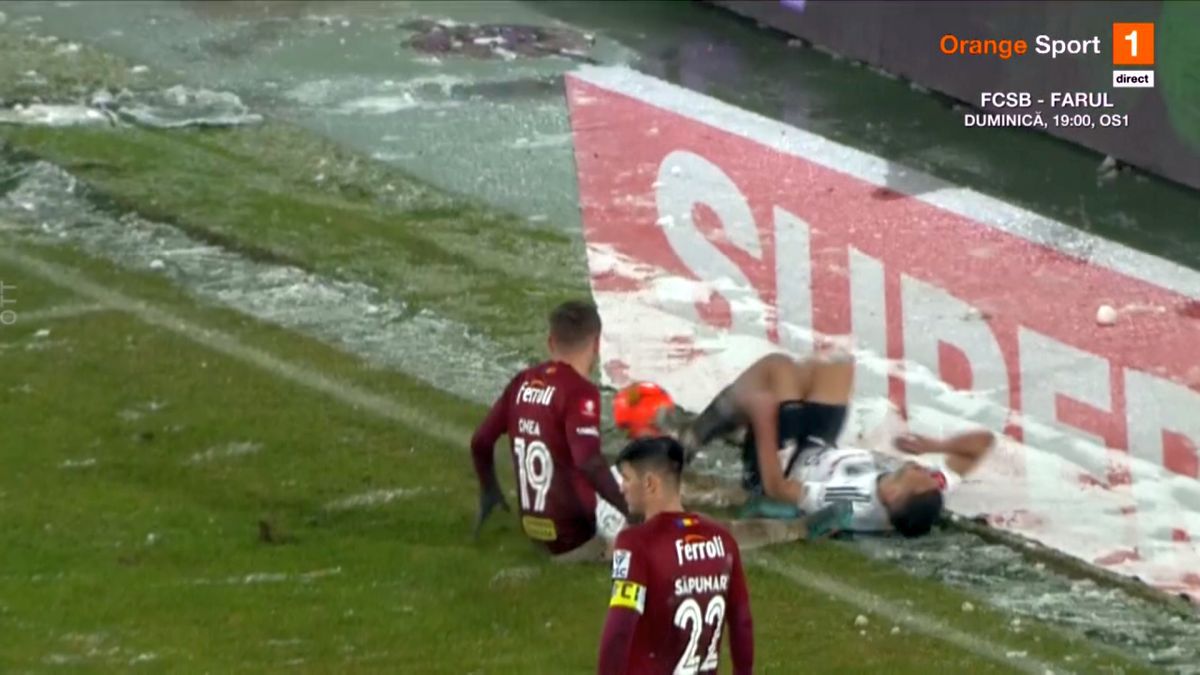 Greșeală imensă de arbitraj în U Cluj - Rapid » Verdictul specialistului: „Una dintre cele mai clare lovituri de la 11 metri. Ori sunt prieteni, ori...”