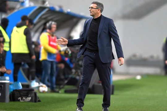 Universitatea Craiova a rezolvat disputa cu U Cluj, iar Eugen Neagoe (55 de ani) va sta pe bancă la partida cu Hermannstadt de sâmbătă