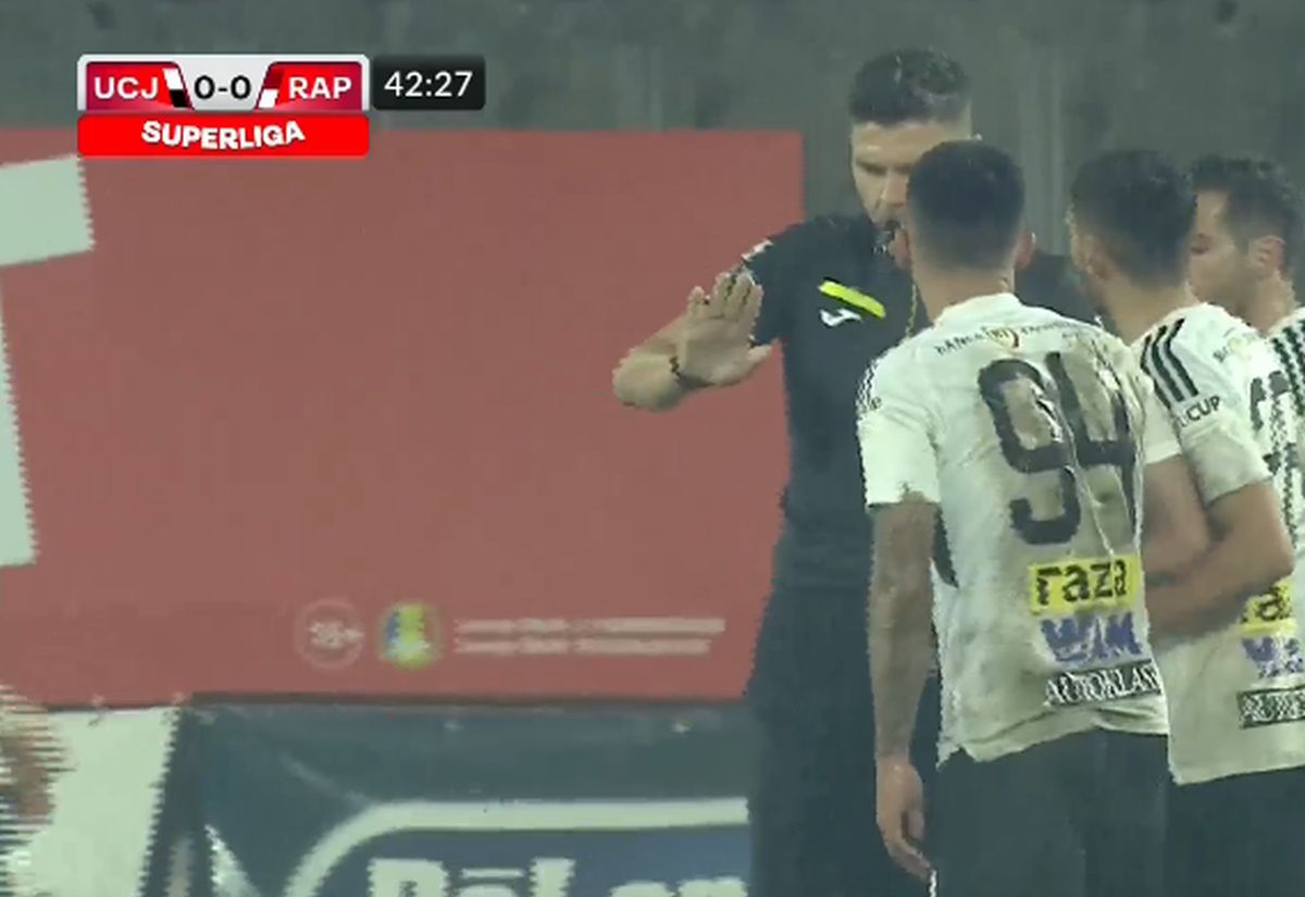 „Accidentat” de arbitru » „Centralul” l-a însângerat pe jucătorul din Superligă