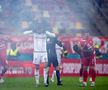 Alexandru Albu / Dinamo - Rapid, întrerupt 2 minute și 50 de secunde pentru o „rachetă” aruncată pe teren (foto: Raed Krishan/GSP)