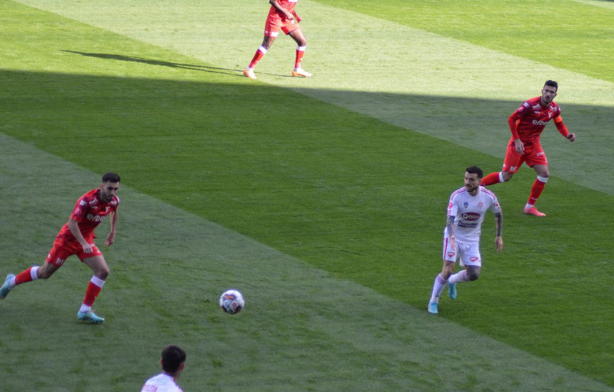 UTA, victorie cu Sepsi la revenirea acasă » Meci nebun, cu ocazii uriașe și greșeli de arbitraj: clasamentul și notele GSP