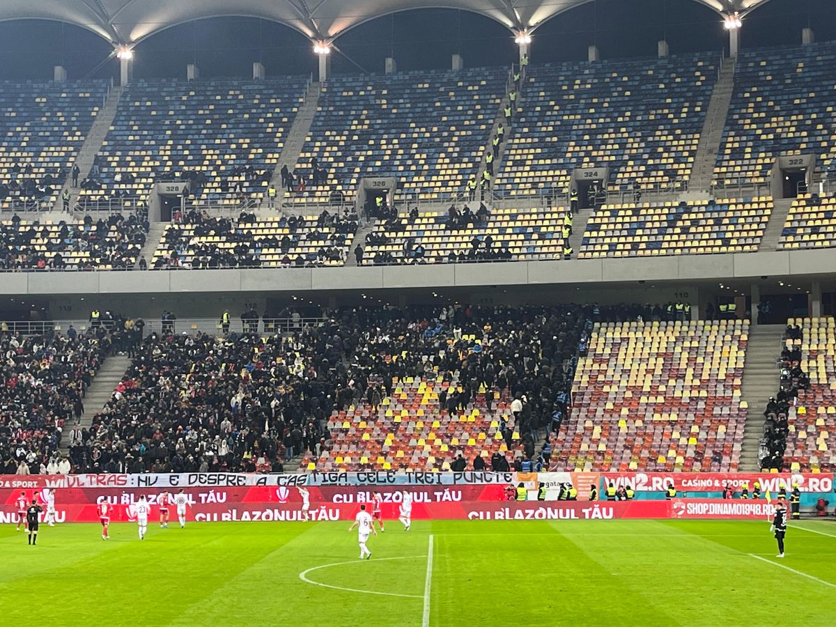 Alt protest! Măsura extremă luată de o parte a suporterilor dinamoviști, în timpul derby-ului cu Rapid