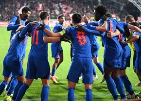 Azi, la GSP Live: FCSB se impune la Arad după un penalty controversat + Demitere în Superliga?