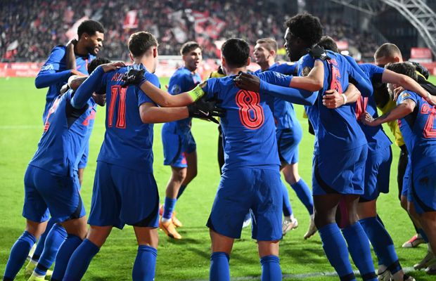 Azi, la GSP Live: FCSB se impune la Arad după un penalty controversat + Demitere în Superliga?