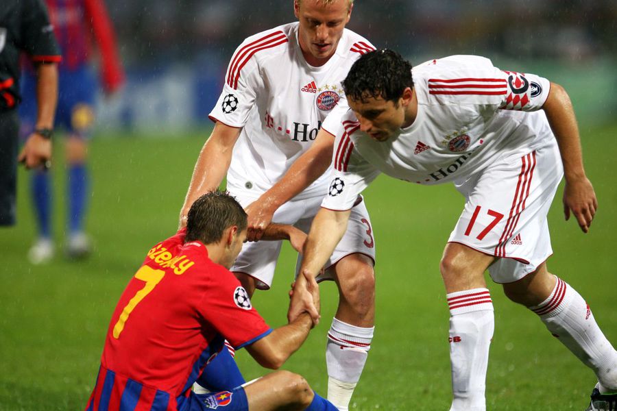 Doar FCSB, doar Gigi Becali! Rivalele privesc cu jind: roș-albaștrii, singurii care aduc „crema” Europei la București » United, pe lista marilor brand-uri înfruntate în ultimii 20 de ani