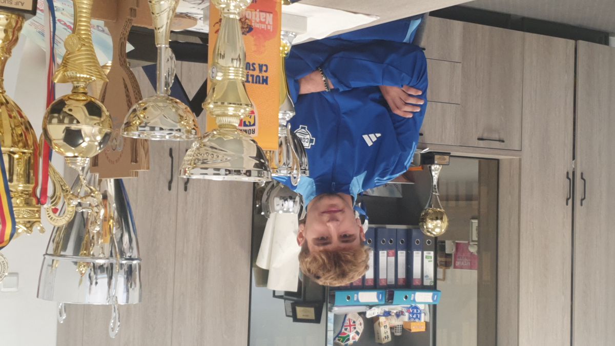 Sebastian Burlacu, pariul lui Fabregas la Como: „Am primit «botezul» în vestiar împreună cu Belotti” + Suma istorică din contractul cu LPS Suceava