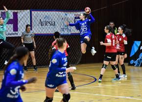 Două plecări de ultimă oră de la echipa aflată pe podium în „Liga Florilor” » Handbalistele jucaseră sâmbătă în campionat