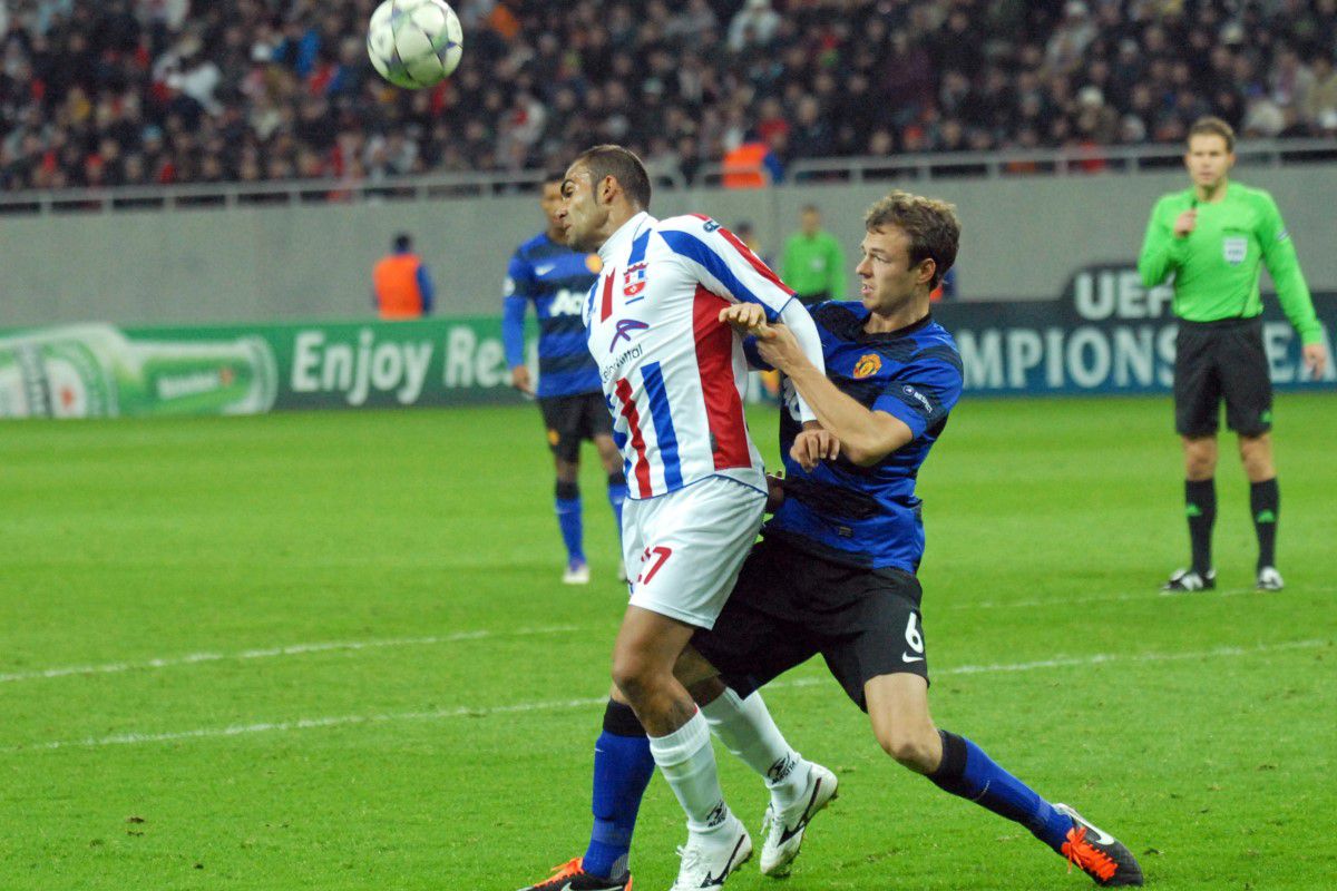 Oțelul și Marius Pena versus Manchester United în 2011