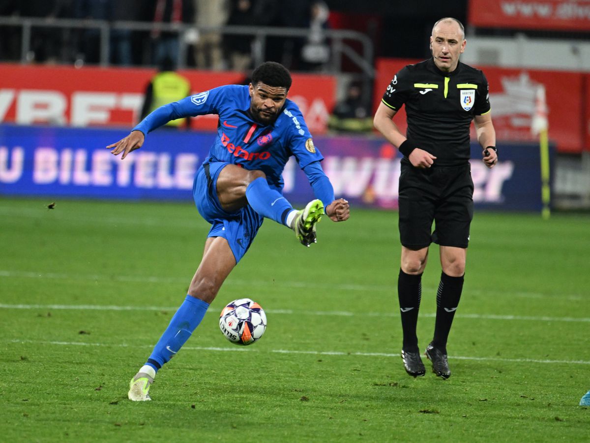 UTA - FCSB 0-1 » Szabolcs Kovacs îi ajută pe roș-albaștri să egaleze liderul! Meci decis de un penalty inventat