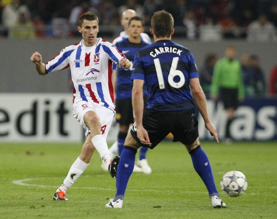 A jucat contra lui Manchester United și a primit tricoul lui Wayne Rooney: „Trei condiții pentru FCSB”. Ce s-a ales de tricoul-suvenir + Duelul cu fotbalistul Ruben Amorim