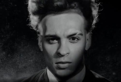 Antony (24 de ani) a fost prezentat într-un mod inedit la noua sa echipă, Real Betis. Spaniolii l-au „introdus” pe brazilian într-un filmuleț inspirat din celebrul serial american din anii '90, „Twin Peaks”.