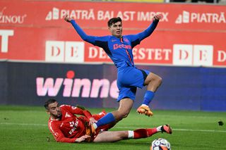 FCSB, ca nimeni alta: meciul cu Manchester United, al 43-lea pentru campioană! E departe de rivale