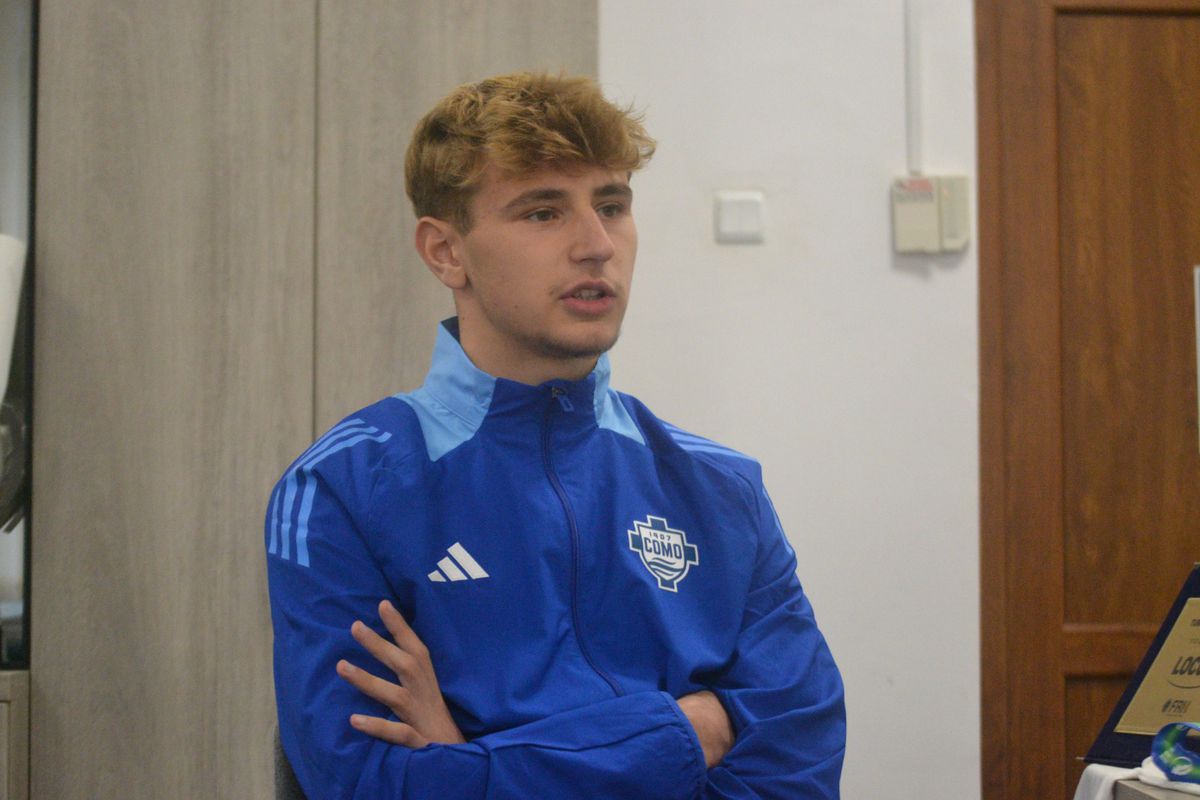 Sebastian Burlacu, pariul lui Fabregas la Como: „Am primit «botezul» în vestiar împreună cu Belotti” + Suma istorică din contractul cu LPS Suceava