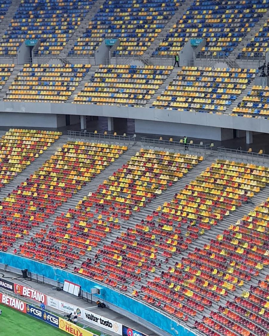 Poza postată de Peluza Nord / Sursă foto: Facebook Peluza Nord FCSB fierbe! » Cine a intervenit și i-a oprit pe ultrași să nu le vandalizeze mașinile jucătorilor: „Vă credeți vedete. Prea multă aroganță”